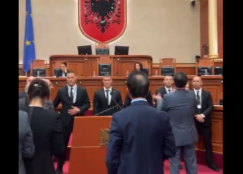 Përplasjet në Kuvend, Berisha: Provokacione të ulëta banditeske (VIDEO)