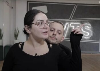 “Kur do të martohesh?”/ Fifi dhe Graciano ngacmime me njëri-tjetrin