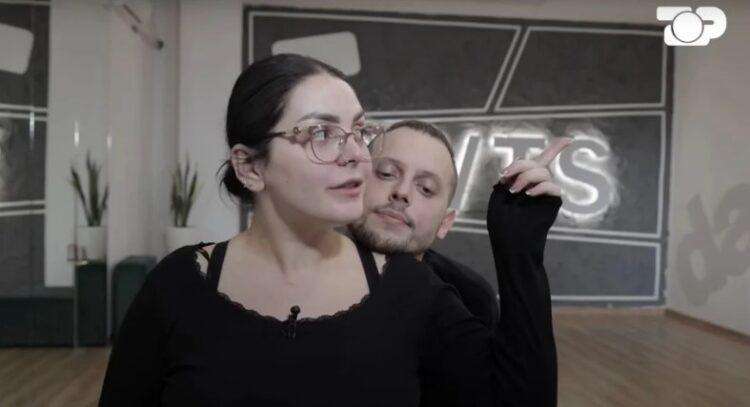 “Kur do të martohesh?”/ Fifi dhe Graciano ngacmime me njëri-tjetrin