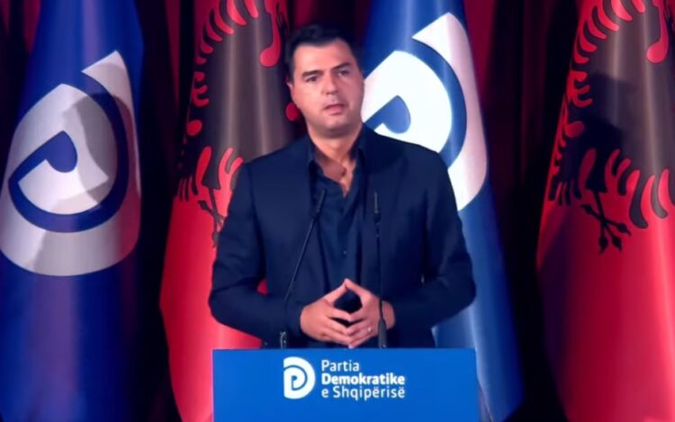 Basha nuk njeh ditë pushimi, takim “mbreslënës” në Fier