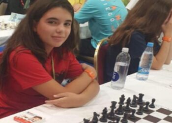 13-vjeçarja shqiptare shpallet kampione Europe në shah