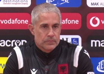 Sylvinho sqaron çfarë ndodhi me Brojën para ndeshjes me Çekinë