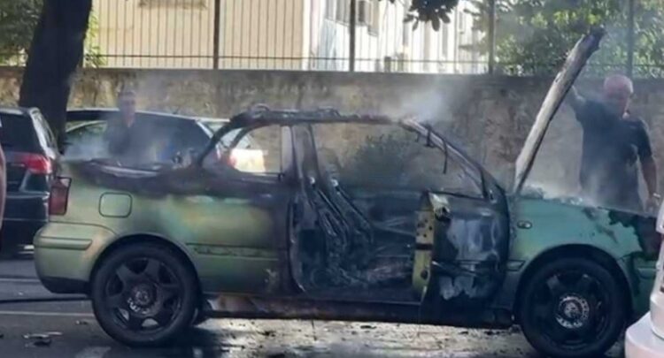 FOTO/ Shkrumbohet nga flakët makina në Lezhë