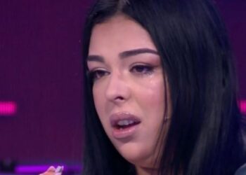 Çfarë ndodhi në studio? Konkurrentja e “Për’puthen” shpërthen në lot