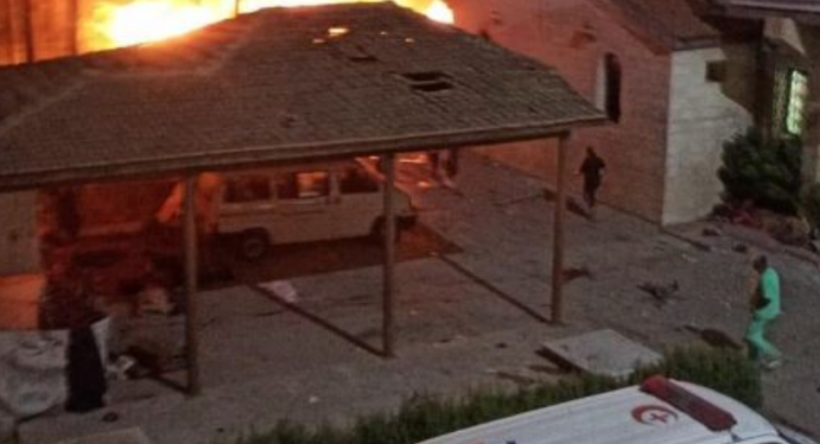 Hamas akuza Izraelit: Goditi me raketë spitalin, qindra të vdekur