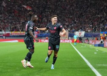 Newcastle shkatërron PSG, Milan nuk di të shënojë. City bën detyrën