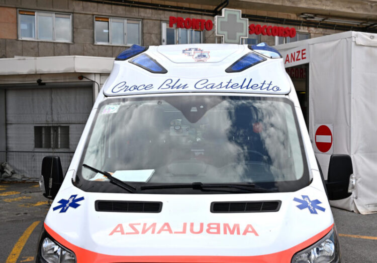 Në luftë për jetën, 1 vjeçarja shqiptare bie nga lartësia 6 metra. Detajet