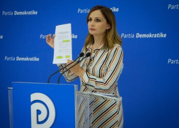 Lufta për tenderin 19 mln euro, si u vendos nën akuzë Sonila Qato