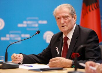 Berisha: Kupa po derdhet, Rama nuk na përfill fare…