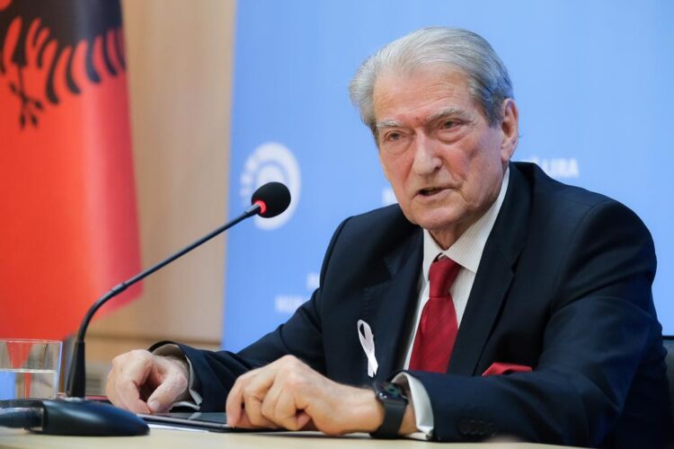 Akuza për korrupsion e pastrim parash, reagimi i parë nga Berisha