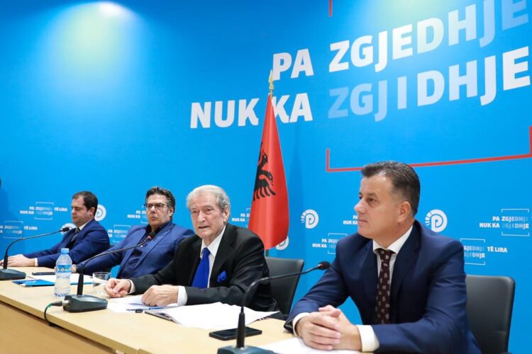 Rezoluta e PD së Berishës: Front të gjerë opozitar, SPAK merr leje te Rama para se…