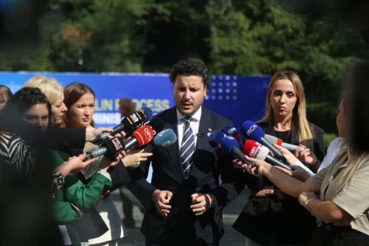 “Sulmi në Kosovë i papranueshëm”, Abazoviç: Të merren përgjegjësi