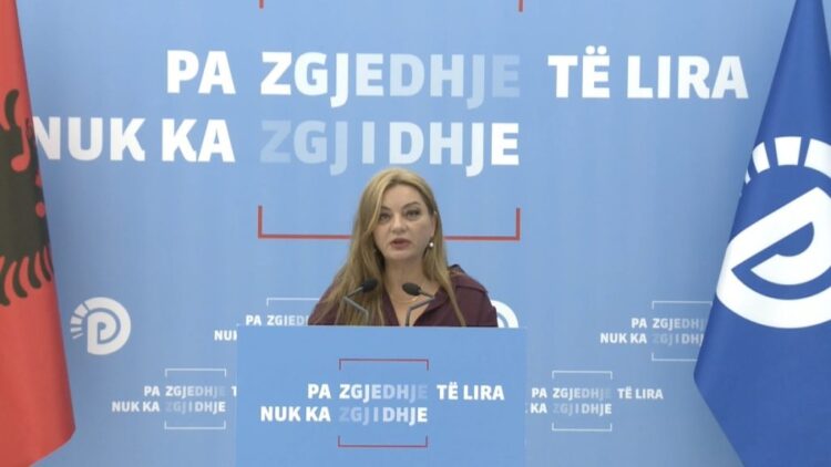 Vokshi: Rama trefishoi kostot e studimeve në Fakultetin e Mjekësisë