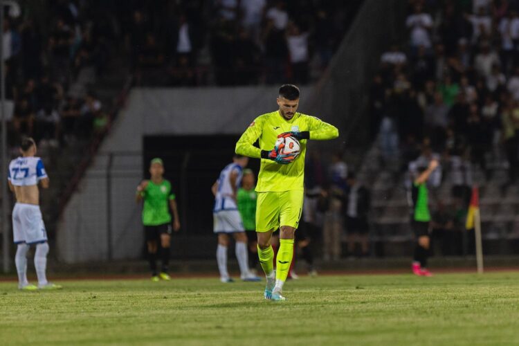 Sëmuret gardiani i kombëtares, Silvinjo bën veprimin urgjent