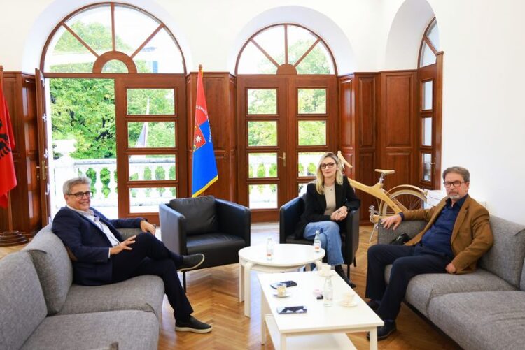 Regjisori Arjan Çuliqi do drejtojë teatrin “Migjeni” në Shkodër