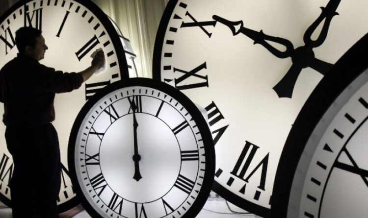 Si ndikon ndryshimi i orës në shëndetin fizik dhe mendor?