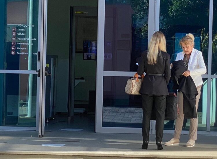 Avokatja që GJKKO i caktoi Berishës nuk ka kodin fiskal/ Skandali i rradhës?