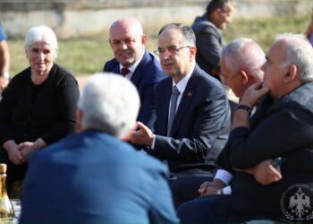 Begaj me të moshuarit në Librazhd: Meritoni vëmendje më të madhe