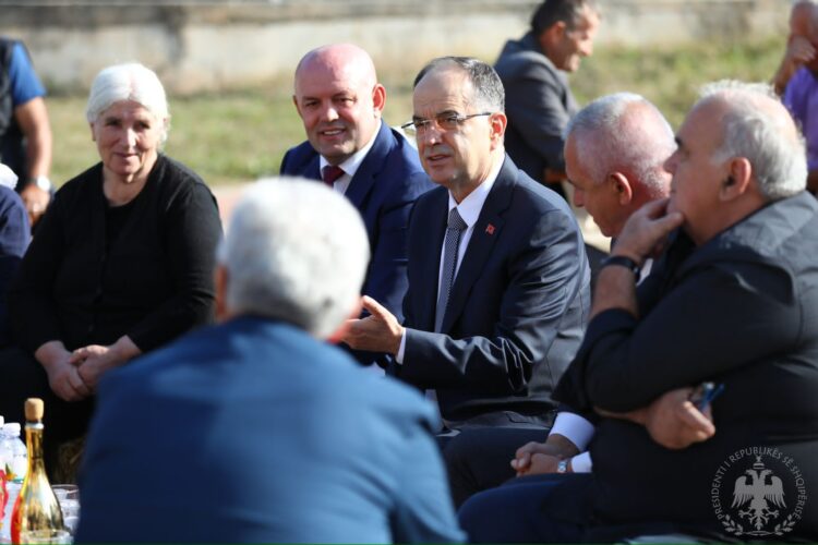 Begaj me të moshuarit në Librazhd: Meritoni vëmendje më të madhe