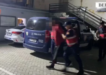 Arrestohet 49-vjeçari që shpërndante kokainë në shkollat e Beratit