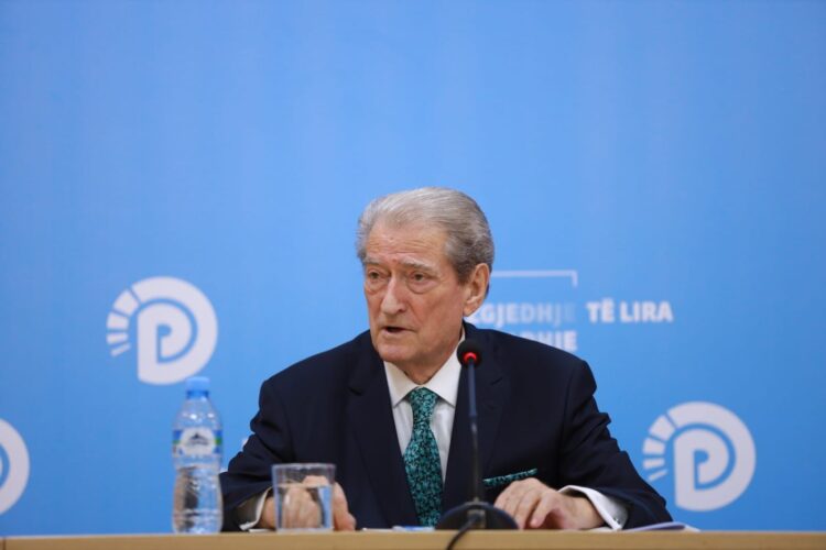 Grevë urie? Berisha s’e përjashton: Është si opsion, kjo është betejë