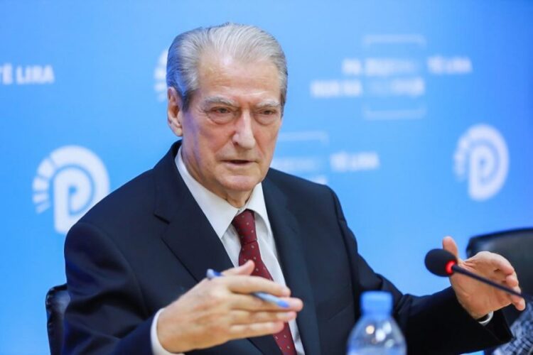 Avokatet e reja? Berisha: Nuk i njoh, por ai që hoqën ishte valutë