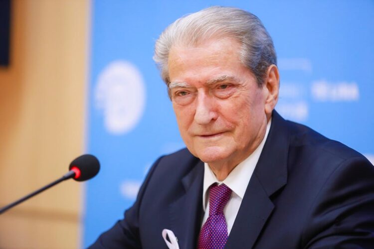 Çështja e vulës/ Berisha: Do bëjmë luftë deri në fund me Edi Ramën