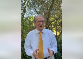VIDEO/ Sali Berisha feston sot ditëlindjen, jep mesazhin e veçantë…