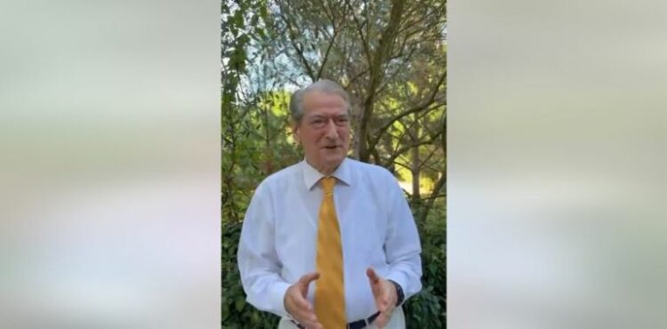 VIDEO/ Sali Berisha feston sot ditëlindjen, jep mesazhin e veçantë…