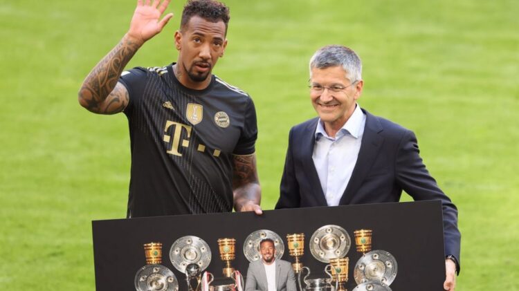 Bayern habit me transferimin e fundit, rikthen legjendën e mbrojtjes