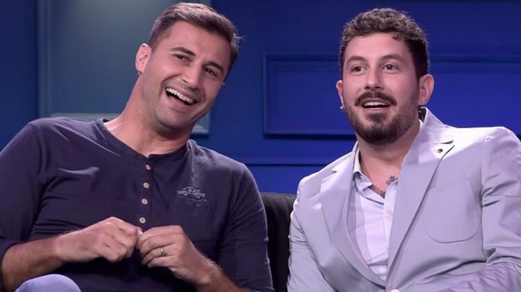 “Më shumë të dashura…”, Lorik Cana vë në siklet Donaldin dhe Romeon