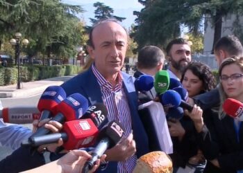 Sula: Më vjen turp për pagën që marr kur mendoj pensionistët