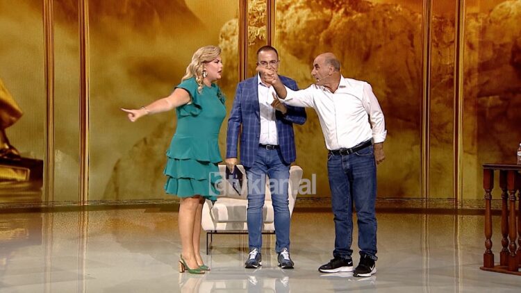 “S’mbahesh ti për burrë”, sherri mes Eni Çobanit dhe Safetit: Afroju afroju, po…/ Gjebrea si arbitër (VIDEO)