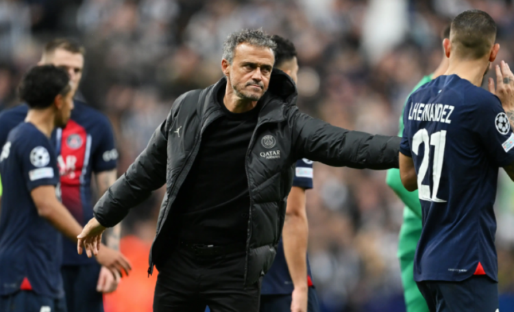 Pësoi 4 gola nga Newcastle, habit Enrique: Djemtë u paraqitën mirë