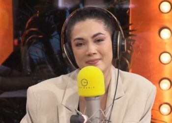 Mamaja i bën surprizën për ditëlindje, Enxhi Nasufi shpërthen në lot