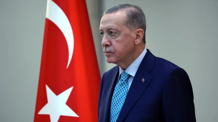 Virusi francez anulon vizitën dhe praninë e Erdoganit në Granada