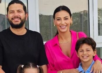 Mbushi 10 vjeç, djali i Ermalit dhe Amit “ulëret” nga gëzimi