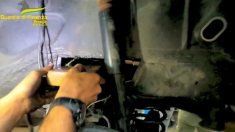 Kokainë, heroinë dhe hashash mes Italisë e Shqipërisë, 43 arrestime. Sekuestrohen 3 milionë euro pasuri…