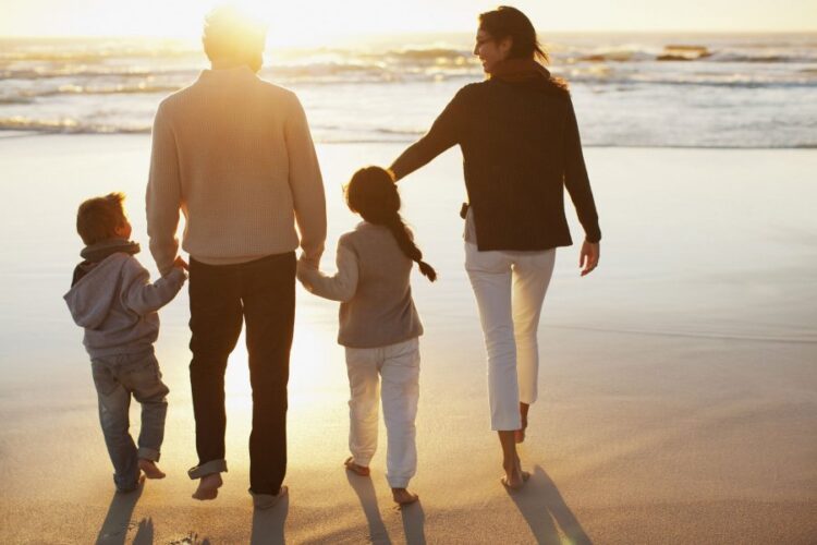 Numri i familjeve shqiptare shënon rënien më të shpejtë në dy dekada