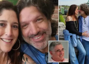 Nëna dhe babai dalin para plumbave për të shpëtuar djalin e tyre