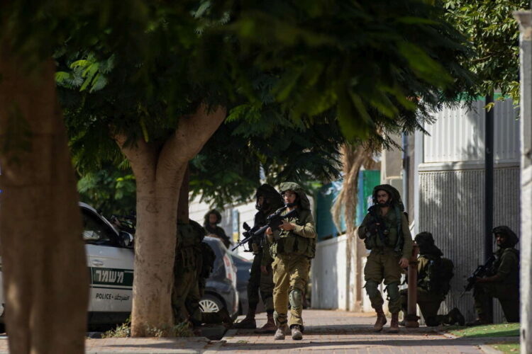 Izraeli kërkoi evakuim, Hamas thirrje palestinezëve mos të largohen