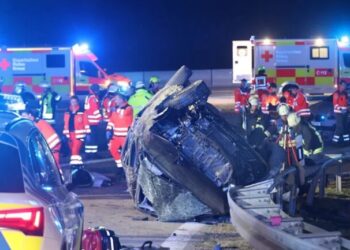 Përmbyset furgoni me emigratë, 7 të vdekur dhe 12 të plagosur