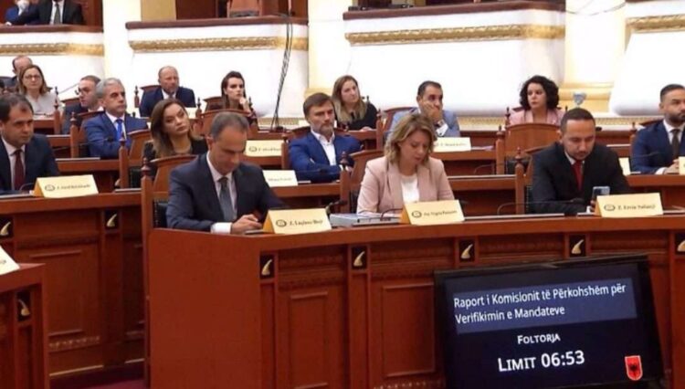 Përplasjet në PD, mbështetësit e Bashës të pakënaqur me rezolutën për Kosovën