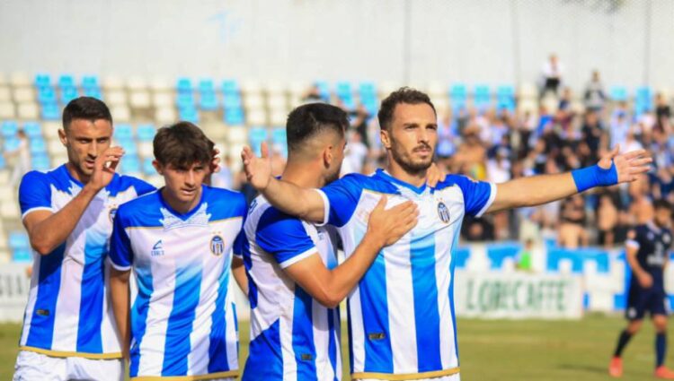 Hasani nuk i mjafton Tiranës, Dinamo reziston me 10 lojtarë në derbi