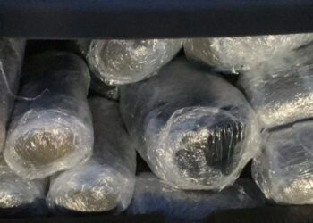 Policia greke sekuestron 49 kg marijuanë, arrestohen 2 shqiptarë