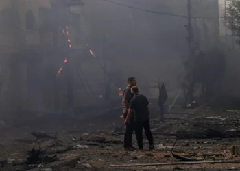 Izraeli vret ushtarakun e lartë të Hamasit për lëshimin e raketave