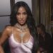Kim Kardashian pëson një incident duke zbuluar të pasmet