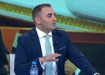 Tensionet në Kuvend, Këlliçi: Pasojë e dhunës 3-javore ndaj opozitës