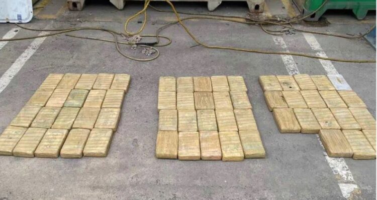 Kapen 67 kg kokainë në Pire, Media greke: E destinuar për një grup shqiptar