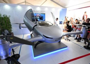 Turqia prezantoi makinën e saj fluturuese, ja kur është gati…